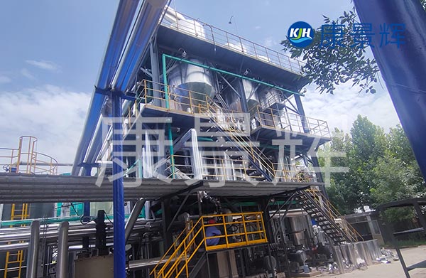 青島康景輝三效蒸發(fā)器，會安排專人對接整個(gè)項(xiàng)目，專人專用，一個(gè)團(tuán)隊(duì)只對接一個(gè)項(xiàng)目，效率更快，服務(wù)更好。